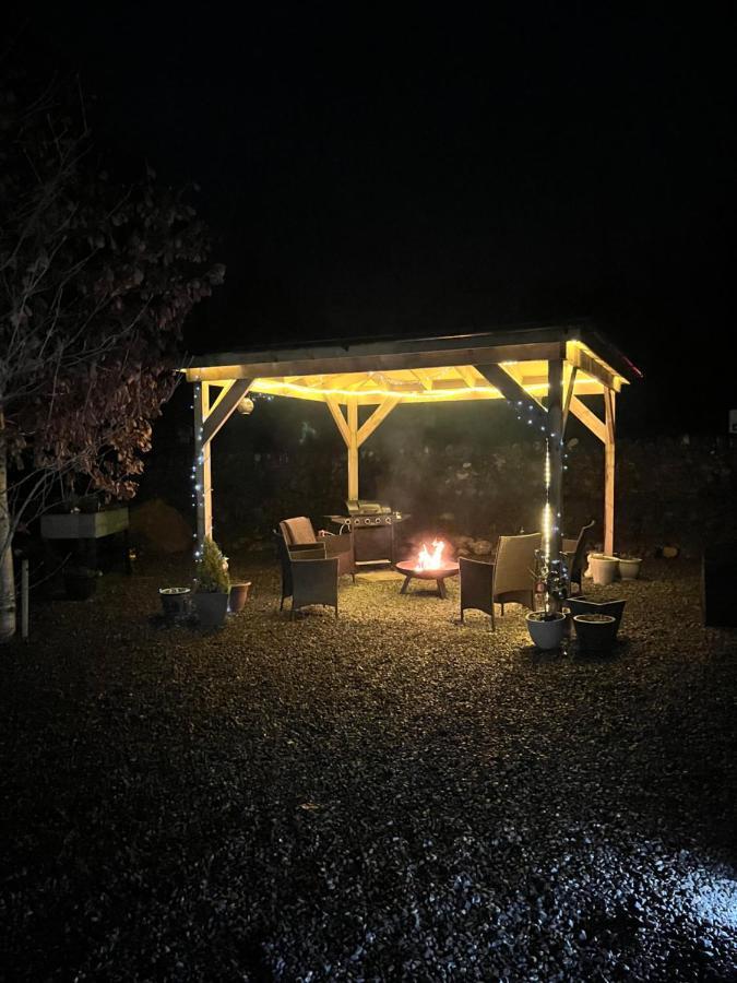 Loch Ness Pods Apartman Fort Augustus Kültér fotó